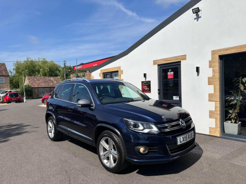 Volkswagen Tiguan  2.0 TDI BlueMotion Tech R-Line DSG 4WD Euro 5 (s/s) 5dr (Nav)