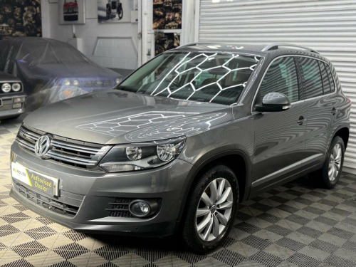 Volkswagen Tiguan  2.0 TDI BlueMotion Tech Match 2WD Euro 5 (s/s) 5dr