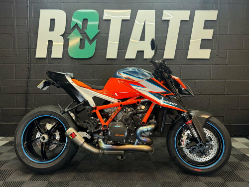 KTM 1290 SUPER DUKE R  1290 Super Duke R