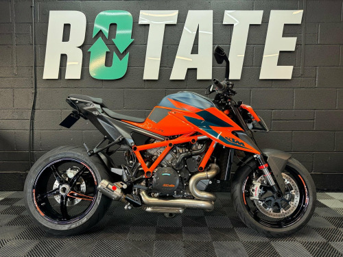 KTM 1290 SUPER DUKE R  1290 Super Duke R