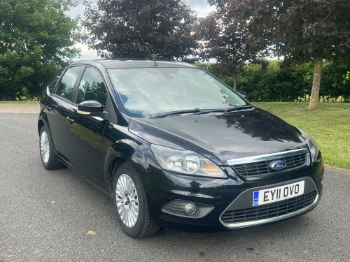 Ford Focus  Hatchback 2007 - 2011