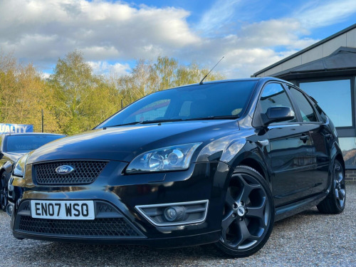 Ford Focus  2.5 SIV ST-3 5dr
