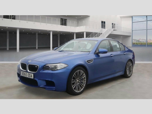 BMW M5  4.4 V8 DCT Euro 6 (s/s) 4dr