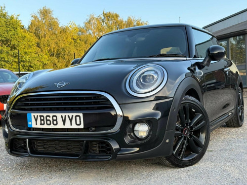 MINI Hatch  1.5 Cooper Sport Steptronic Euro 6 (s/s) 3dr