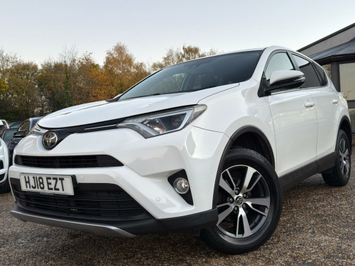 Toyota RAV4  2.0 D-4D Business Edition Euro 6 (s/s) 5dr (Safety Sense, Nav)