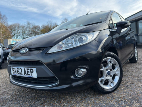 Ford Fiesta  1.4 Zetec 5dr