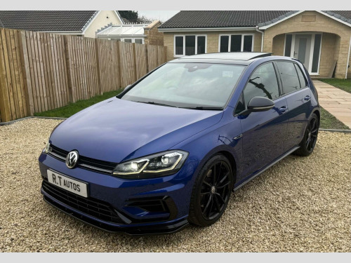 Volkswagen Golf  2.0 TSI R