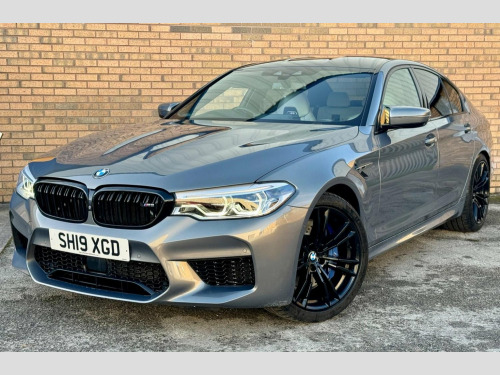 BMW M5  4.4 V8 Steptronic xDrive Euro 6 (s/s) 4dr