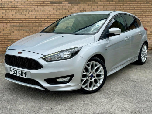 Ford Focus  1.5 TDCi ST-Line Euro 6 (s/s) 5dr