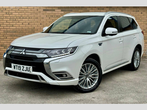 Mitsubishi Outlander  2.4h TwinMotor 13.8kWh 5h CVT 4WD Euro 6 (s/s) 5dr