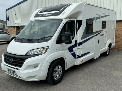 Suzuki Escape 695  - 