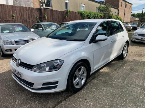 Volkswagen Golf  1.6 TDI BlueMotion Tech Match Euro 5 (s/s) 5dr