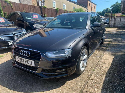 Audi A4  2.0 TDI S line S Tronic quattro Euro 5 (s/s) 4dr