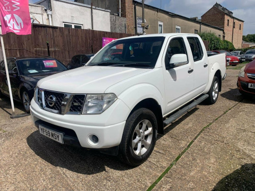 Nissan Navara  2.5 dCi Acenta 4dr