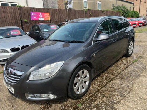 Vauxhall Insignia  2.0 CDTi ecoFLEX SRi Nav Sports Tourer Euro 5 (s/s) 5dr