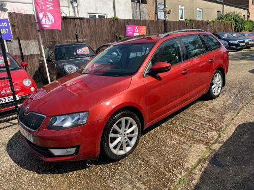 Skoda Octavia  2.0 TDI Elegance 4WD Euro 5 (s/s) 5dr
