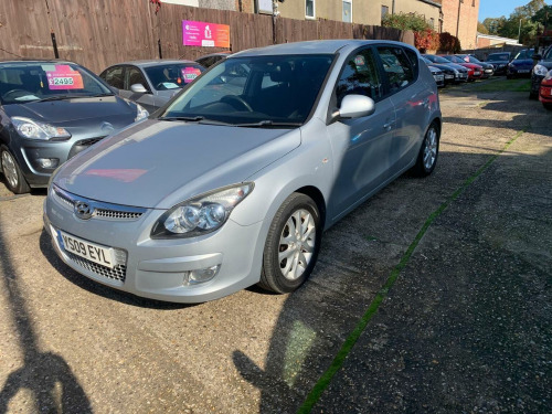 Hyundai i30  1.4 ES Euro 4 5dr