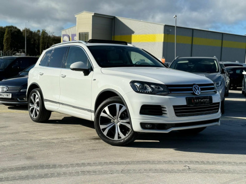 Volkswagen Touareg  3.0 TDI V6 BlueMotion Tech R-Line Tiptronic 4WD Euro 5 (s/s) 5dr