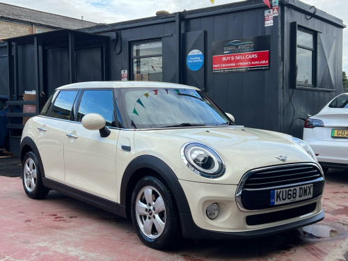 MINI Hatch  1.5 Cooper Steptronic Euro 6 (s/s) 5dr