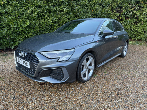 Audi A3  2.0 TDI 35 S line 