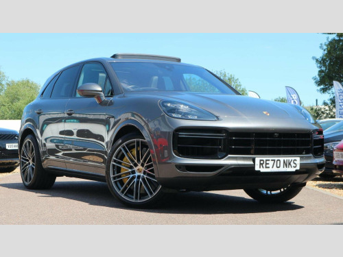 Porsche Cayenne  4.0 V8 E-Hybrid 17.9kWh Turbo S TiptronicS 4WD Euro 6 (s/s) 5dr