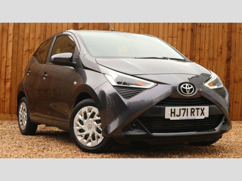 Toyota AYGO  1.0 VVT-i x-play Euro 6 (s/s) 5dr