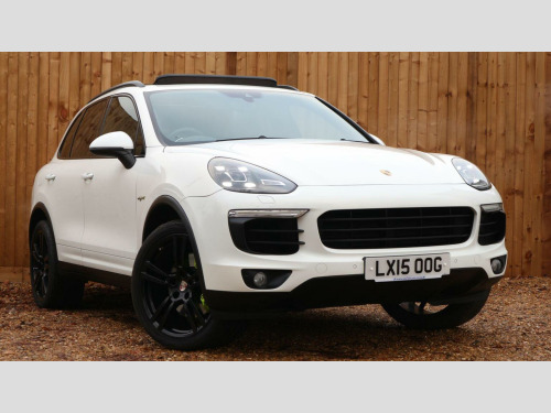 Porsche Cayenne  3.0 V6 E-Hybrid S TiptronicS 4WD Euro 6 (s/s) 5dr