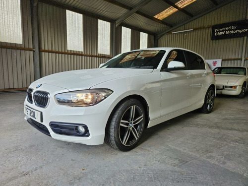 BMW 1 Series  1.5 118i Sport 5-Door