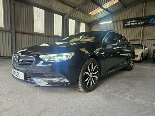 Vauxhall Insignia  2.0 Turbo D BlueInjection Elite Nav