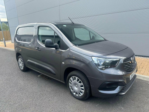 Vauxhall Combo  1.6 Turbo D 2000 Sportive L1 H1 Euro 6 (s/s) 4dr