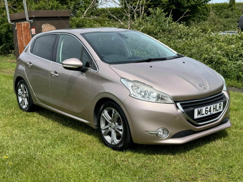 Peugeot 208  1.4 HDi Allure Euro 5 5dr
