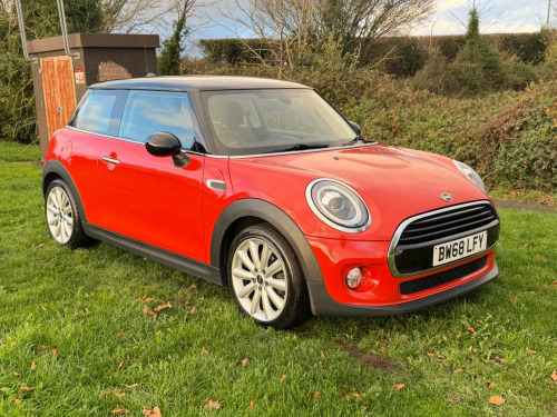 MINI Hatch  1.5 Cooper Classic Euro 6 (s/s) 3dr