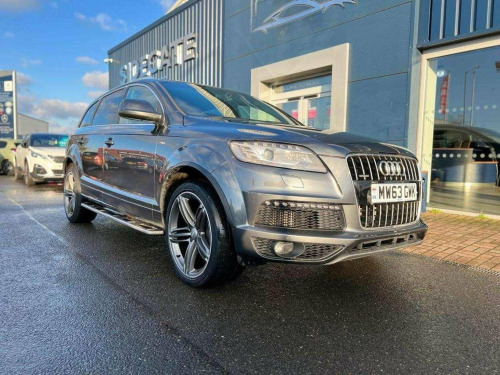 Audi Q7  3.0 TDI V6 S line Plus Tiptronic quattro Euro 5 (s/s) 5dr 