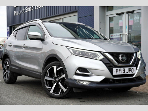 Nissan Qashqai  1.3 DIG-T Tekna+ Euro 6 (s/s) 5dr