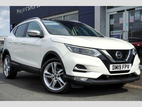 Nissan Qashqai  1.3 DIG-T N-Motion Euro 6 (s/s) 5dr