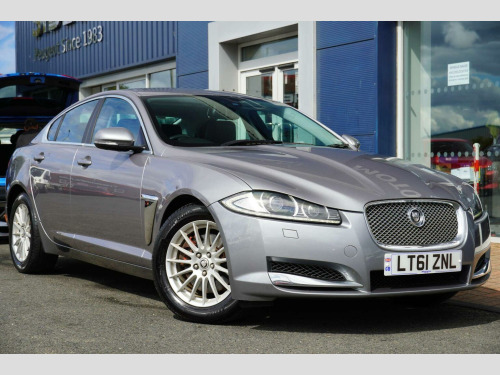 Jaguar XF  2.2d Luxury Auto Euro 5 (s/s) 4dr