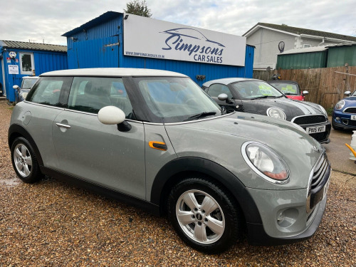 MINI Hatch  1.5 Cooper Euro 6 (s/s) 3dr