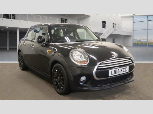 MINI Hatch  1.5 Cooper Auto Euro 6 (s/s) 5dr