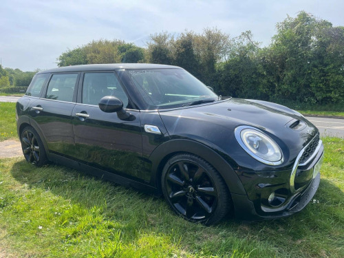 MINI Clubman  2.0 Cooper SD Auto Euro 6 (s/s) 6dr