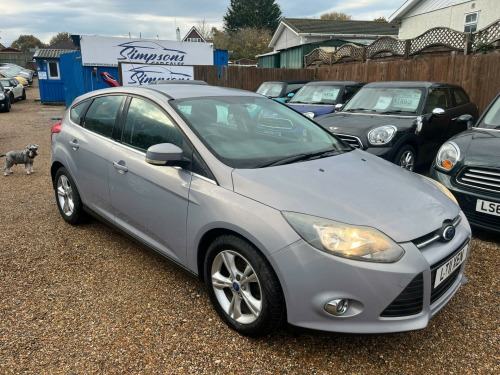 Ford Focus  1.6 Zetec Euro 5 5dr