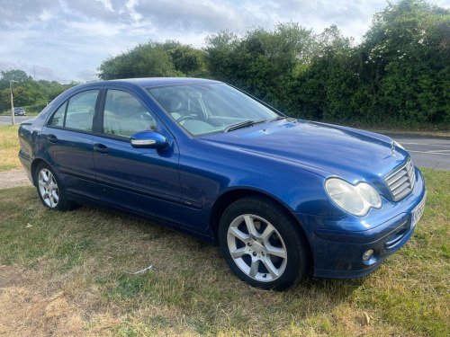 Mercedes-Benz C-Class C220 2.1 C220 CDI Classic SE 4dr