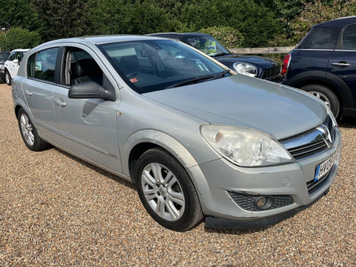 Vauxhall Astra  1.8i 16v Elite 5dr
