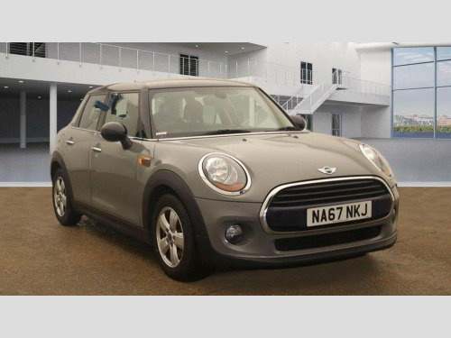 MINI Hatch  1.5 Cooper Euro 6 (s/s) 5dr
