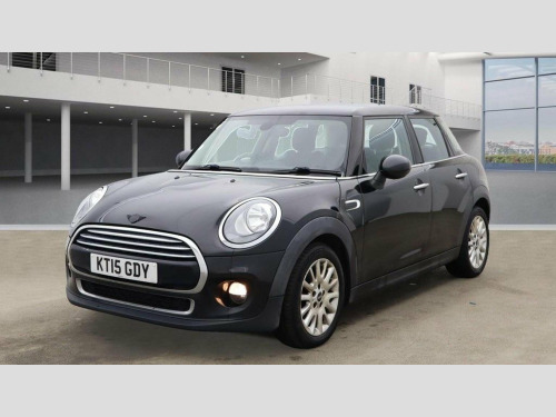 MINI Hatch  1.5 Cooper Euro 6 (s/s) 5dr