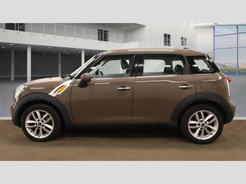 MINI Countryman  1.6 Cooper Euro 5 (s/s) 5dr