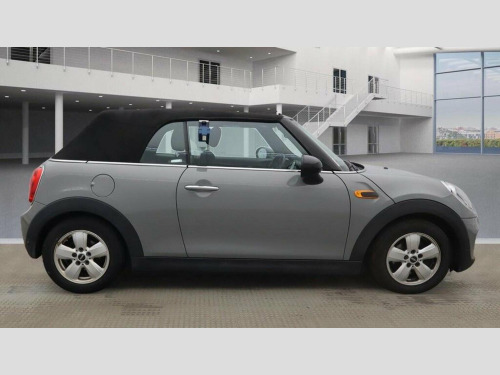 MINI Convertible  1.5 Cooper Euro 6 (s/s) 2dr
