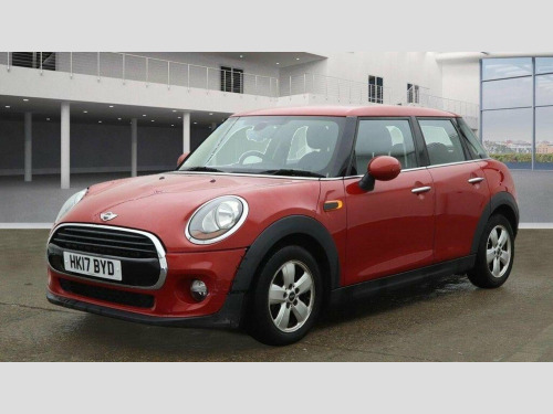 MINI Hatch  1.5 Cooper Euro 6 (s/s) 5dr