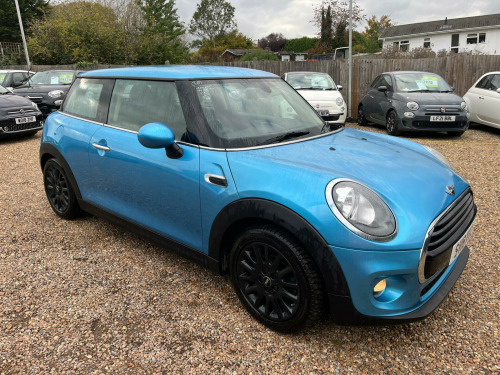 MINI Hatch  1.5 Cooper Euro 6 (s/s) 3dr