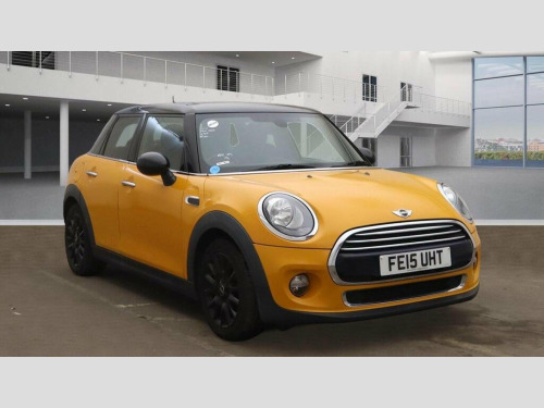 MINI Hatch  1.5 Cooper Euro 6 (s/s) 5dr