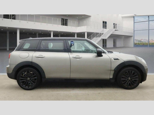 MINI Clubman  2.0 Cooper D Euro 6 (s/s) 6dr
